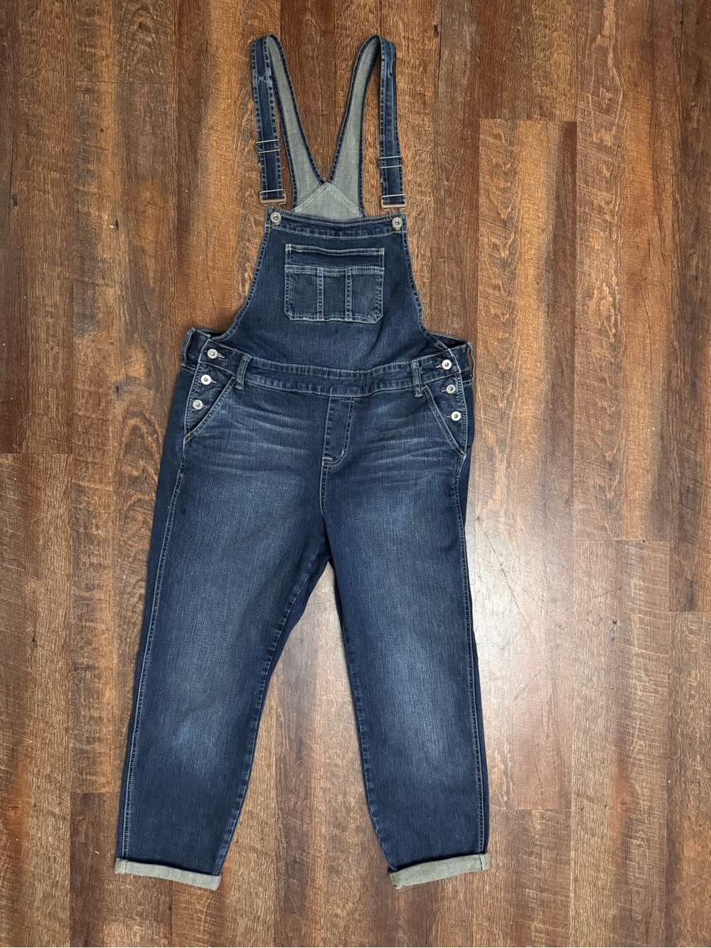 NWT Torrid Denim Overalls Women’s Size 16 Dark Wash Cropped Stretch Jeans
